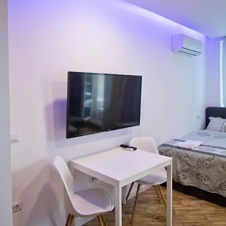 Colonel Bijou Apartament *