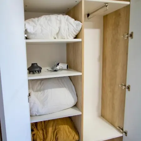 Colonel Bijou * Sofia