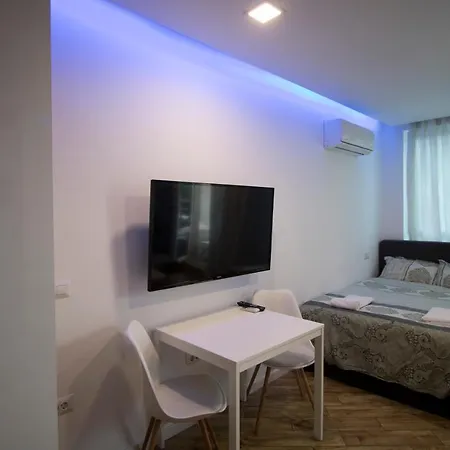 Colonel Bijou Apartment