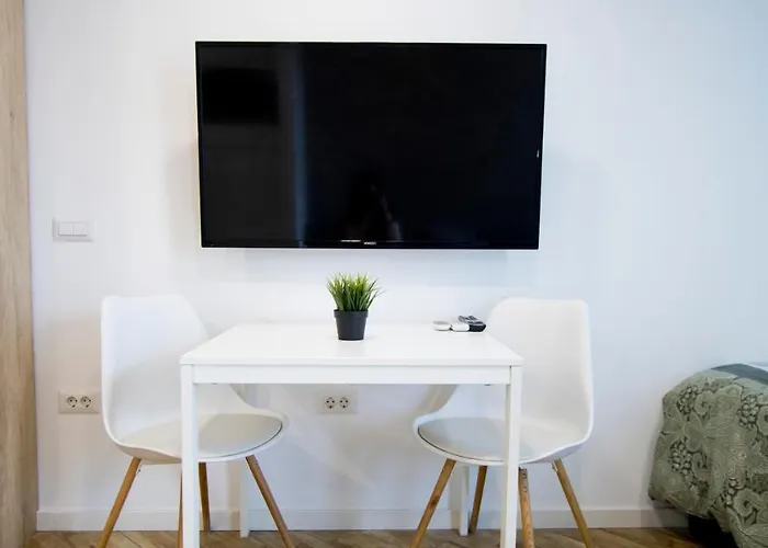 Colonel Bijou * 소피아